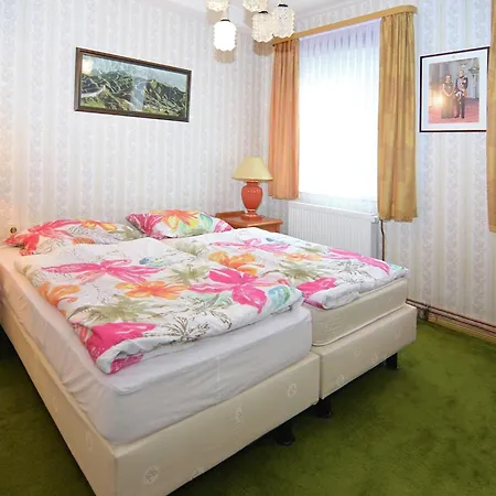 Spacious Group House In The Harz Region *